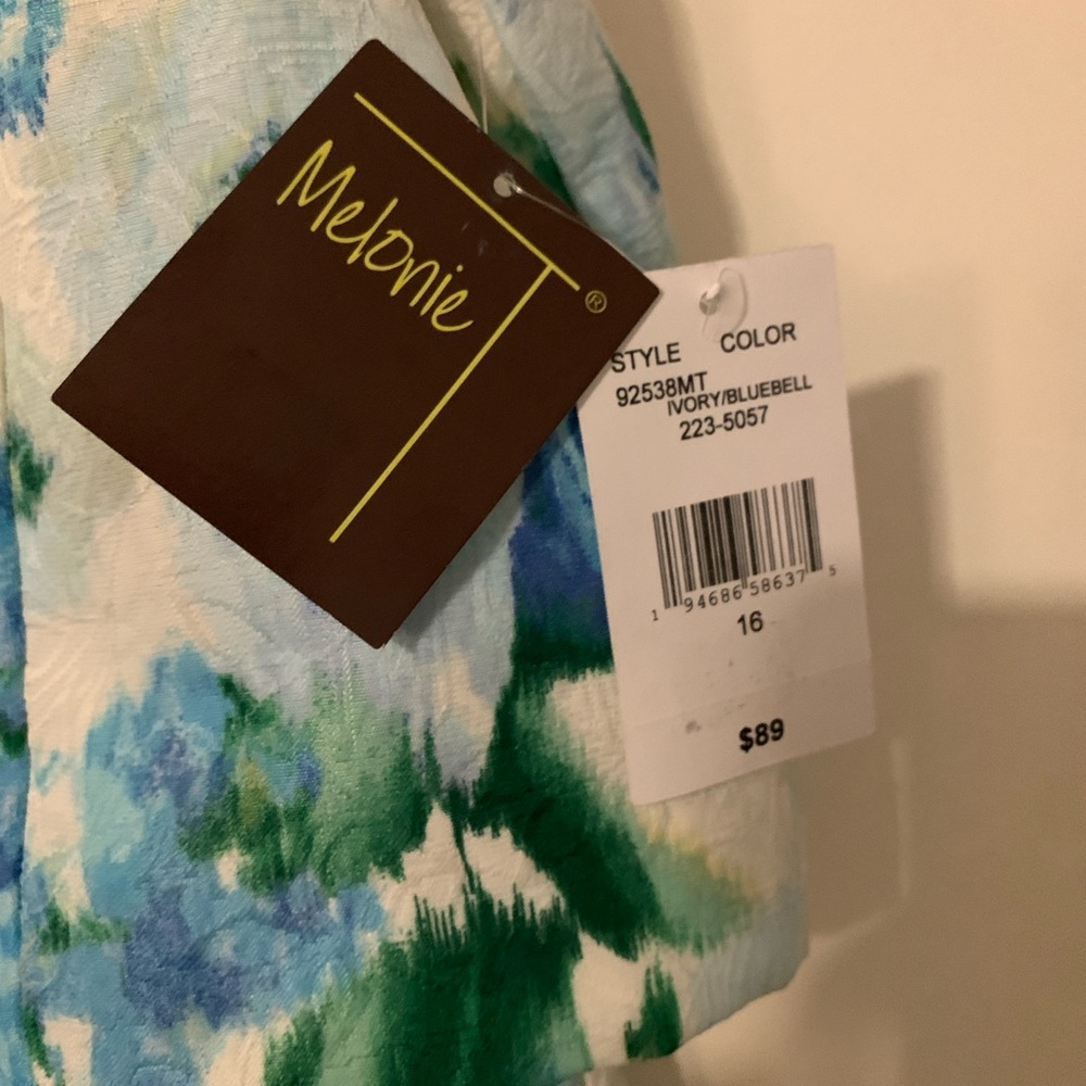NWT Floral Jaquard Fit&Flare Midi Dress with Pockets | Winter vcay dress |Sz 16 - Picture 6 of 10